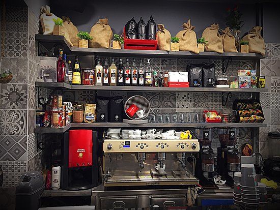 Foinikas Coffee & Food